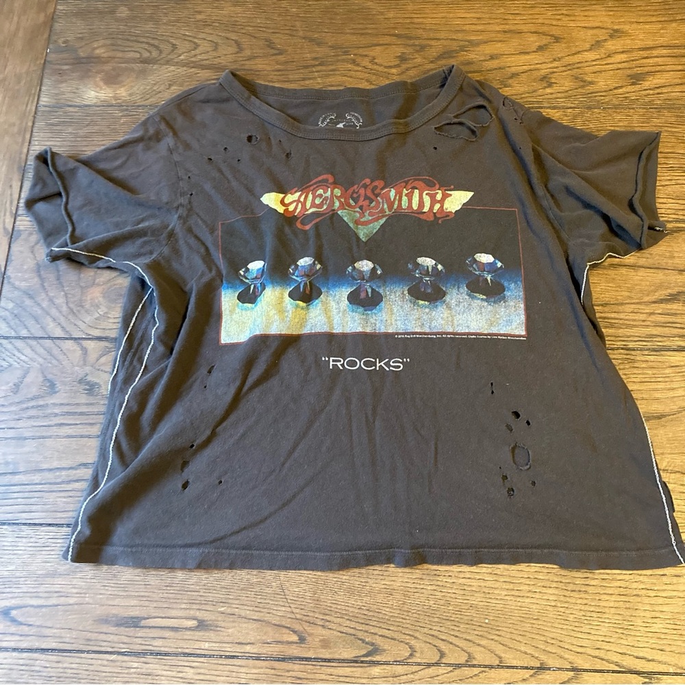 Trunks Ltd Aerosmith distressed graphic tee size medium